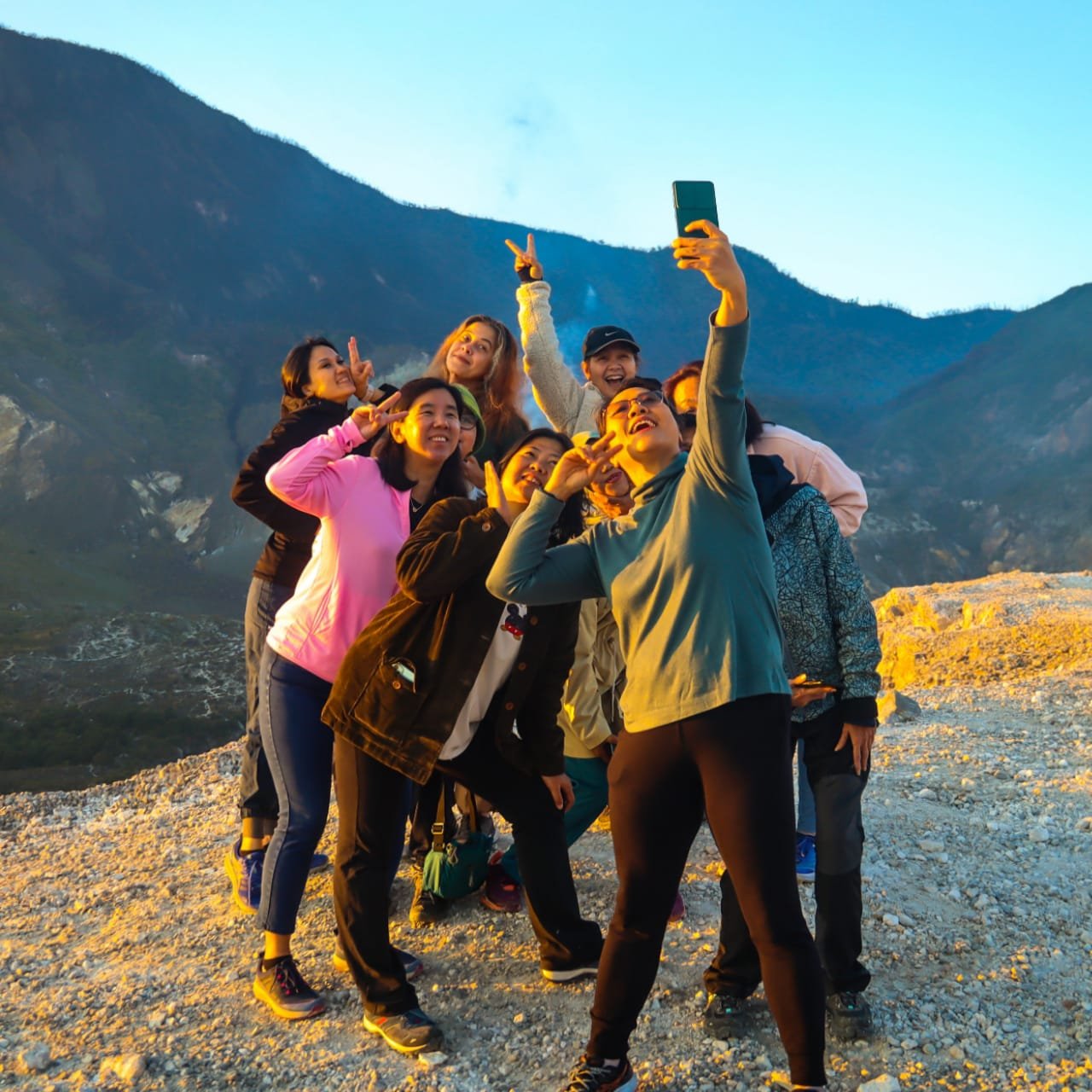 one day trip papandayan